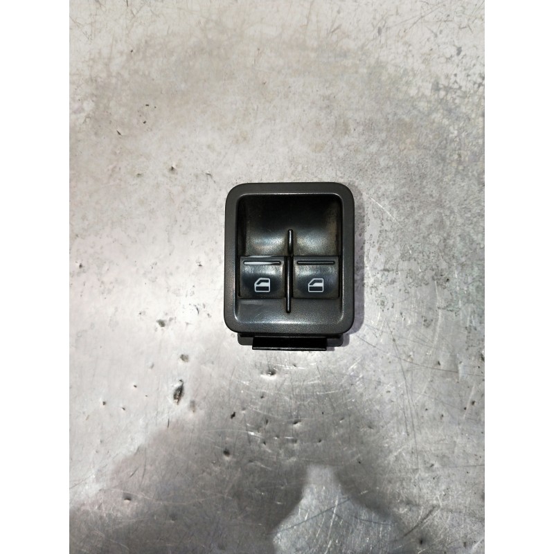 Recambio de mando elevalunas delantero izquierdo para volkswagen caddy furgón/kombi maxi kombi bmt referencia OEM IAM 2K5867255B