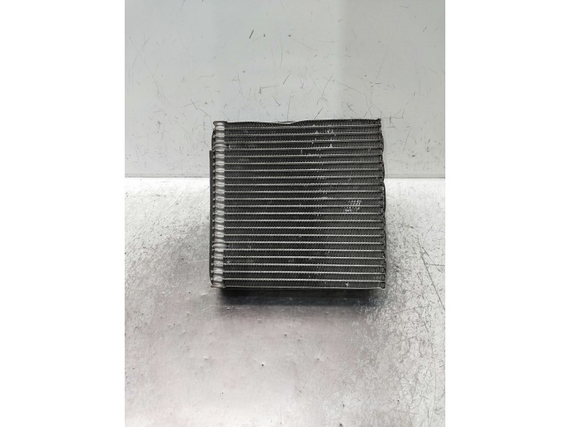 Recambio de evaporador aire acondicionado para volkswagen caddy furgón/kombi maxi kombi bmt referencia OEM IAM 1K0820679 F666902