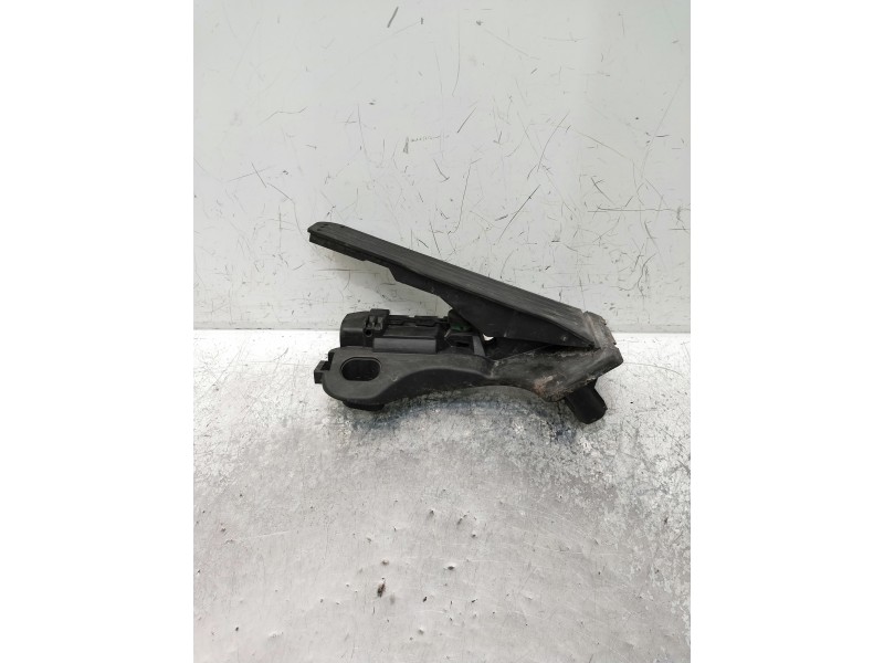 Recambio de potenciometro pedal para volkswagen caddy furgón/kombi maxi kombi bmt referencia OEM IAM 6PV00868931 2K5723503A 