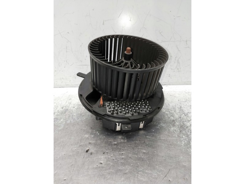 Recambio de motor calefaccion para volkswagen caddy furgón/kombi maxi kombi bmt referencia OEM IAM F011500081 3C907521G F998922Q