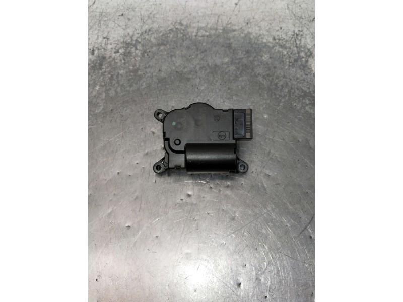 Recambio de motor apertura trampillas climatizador para volkswagen caddy furgón/kombi maxi kombi bmt referencia OEM IAM 5Q090751