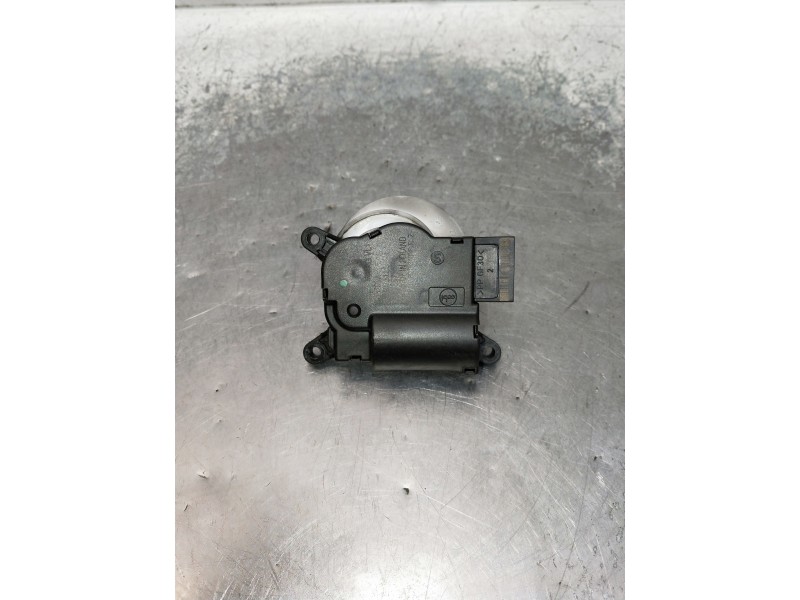 Recambio de motor apertura trampillas climatizador para volkswagen caddy furgón/kombi maxi kombi bmt referencia OEM IAM 5Q090751