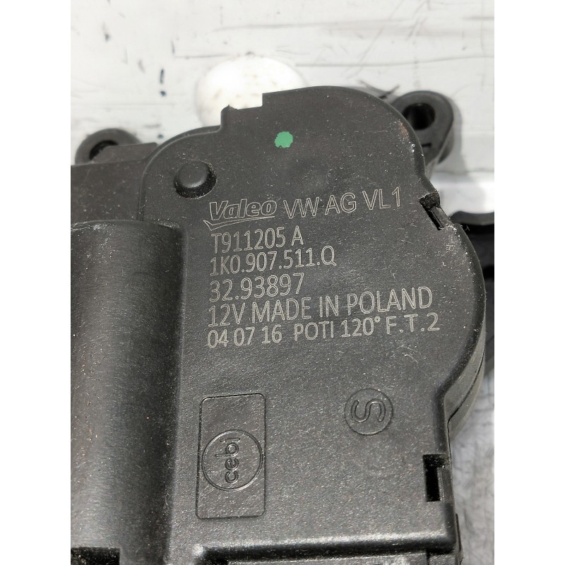 Recambio de motor apertura trampillas climatizador para volkswagen caddy furgón/kombi maxi kombi bmt referencia OEM IAM 1K090751