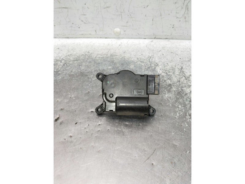 Recambio de motor apertura trampillas climatizador para volkswagen caddy furgón/kombi maxi kombi bmt referencia OEM IAM 1K090751