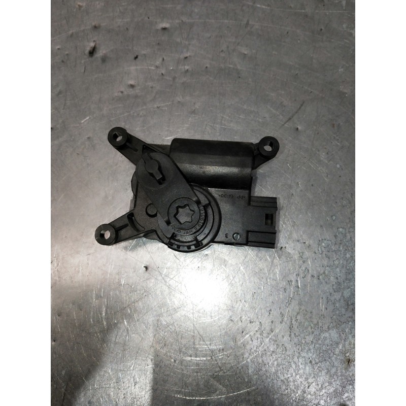 Recambio de motor apertura trampillas climatizador para volkswagen caddy furgón/kombi maxi kombi bmt referencia OEM IAM 1K090751