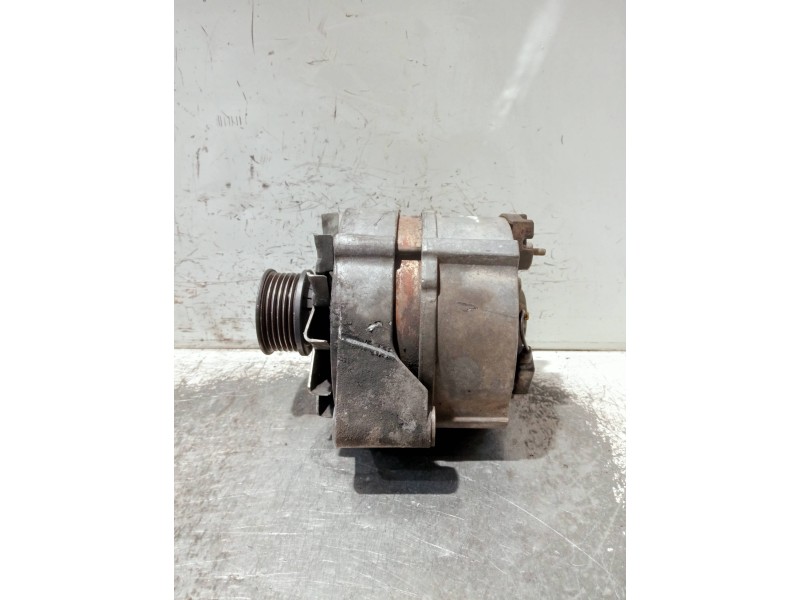 Recambio de alternador para mercedes clase e (w124) coupe/cabrio referencia OEM IAM 0120469928  