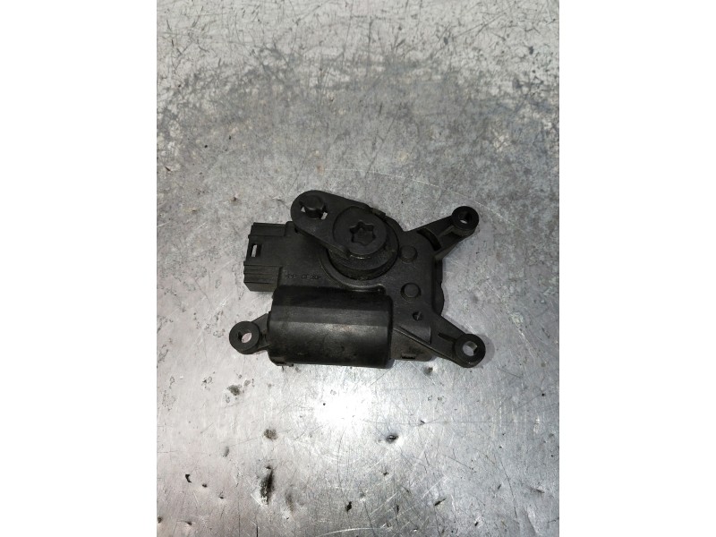 Recambio de motor apertura trampillas climatizador para volkswagen caddy furgón/kombi maxi kombi bmt referencia OEM IAM 1K090751