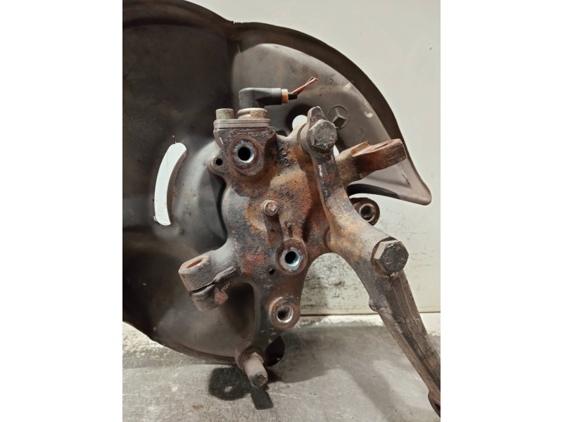 Recambio de mangueta delantera derecha para mercedes clase e (w124) coupe/cabrio referencia OEM IAM   