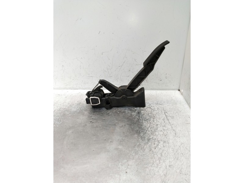 Recambio de potenciometro pedal para mercedes clase b (w245) referencia OEM IAM A1693000104  