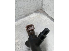 Recambio de inyector para toyota auris active referencia OEM IAM 2367026070  DENSO 2