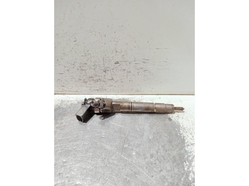 Recambio de inyector para mercedes clase b (w245) referencia OEM IAM A6480700787 BOSCH 