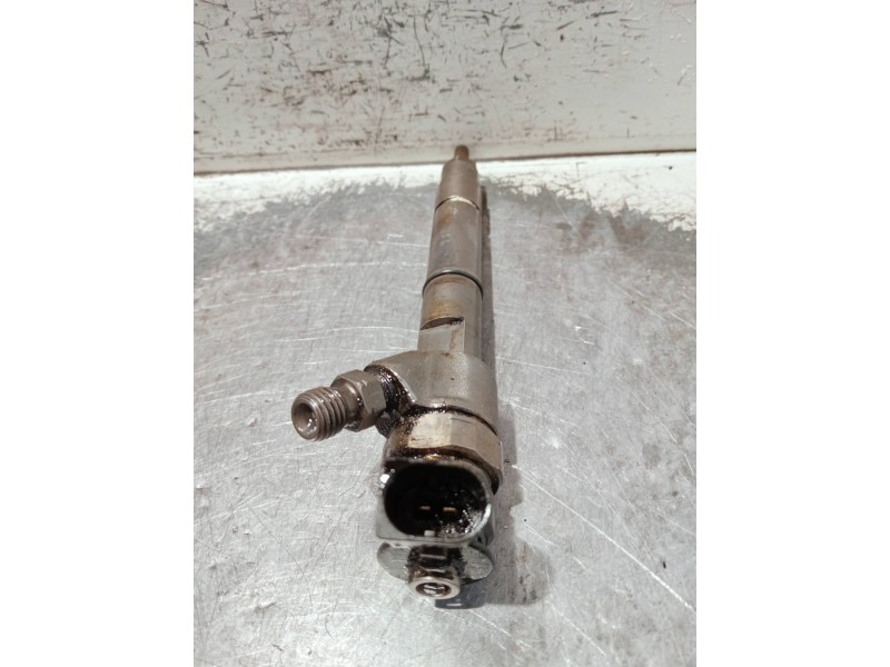 Recambio de inyector para mercedes clase b (w245) referencia OEM IAM A6480700787 BOSCH 
