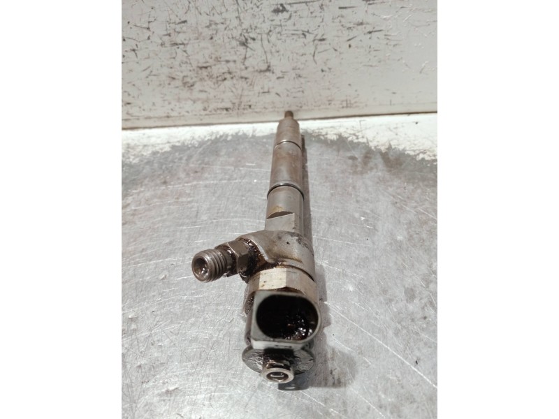 Recambio de inyector para mercedes clase b (w245) referencia OEM IAM A6480700787 BOSCH 
