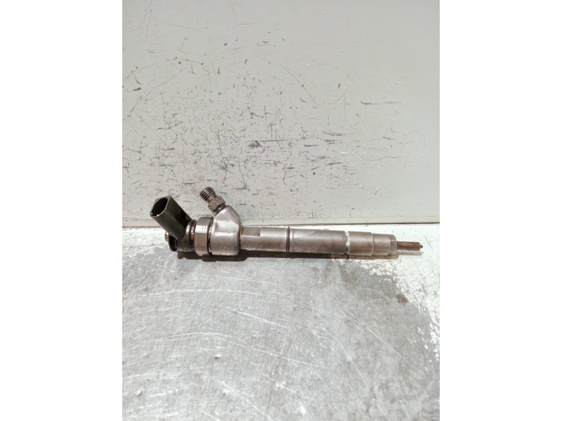 Recambio de inyector para mercedes clase b (w245) referencia OEM IAM A6480700787 BOSCH 