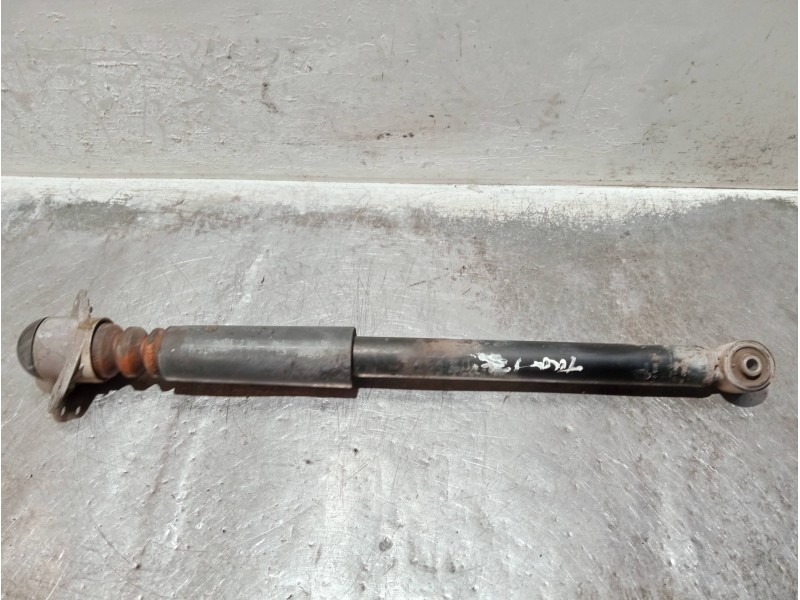 Recambio de amortiguador trasero izquierdo para volkswagen new beetle (9c1/1c1) referencia OEM IAM 1J0513025  