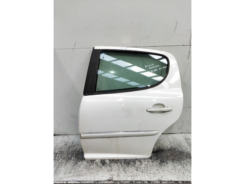Recambio de puerta trasera izquierda para peugeot 207 1.4 hdi referencia OEM IAM   5P