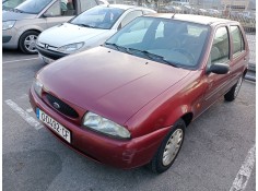 ford fiesta berlina del año 1999