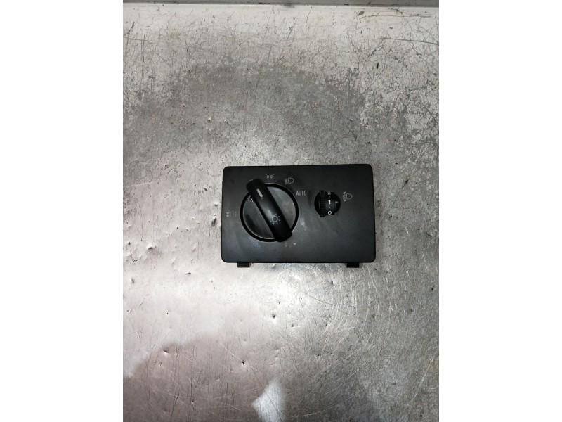 Recambio de mando luces para ford fiesta (cbk) referencia OEM IAM 6S6T13A024AA  