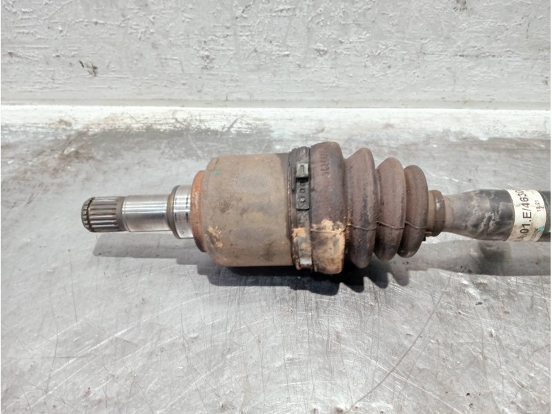 Recambio de transmision delantera izquierda para fiat stilo (192) referencia OEM IAM 46308111  