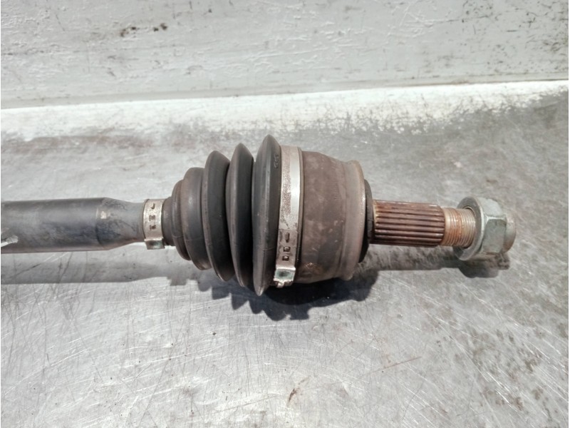 Recambio de transmision delantera izquierda para fiat stilo (192) referencia OEM IAM 46308111  