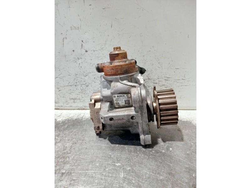 Recambio de bomba inyeccion para peugeot 207 1.4 hdi referencia OEM IAM 9688499680 0445010516 BOSCH