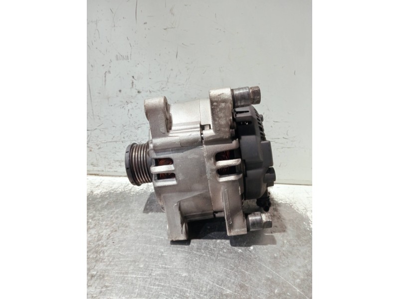 Recambio de alternador para peugeot 207 1.4 hdi referencia OEM IAM 1606859180 C636996R 