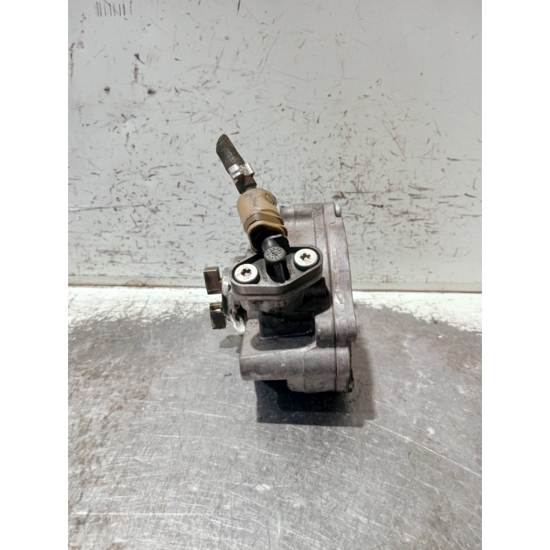 Recambio de depresor freno / bomba vacio para peugeot 207 1.4 hdi referencia OEM IAM 9684786780  