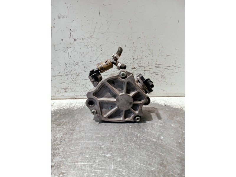 Recambio de depresor freno / bomba vacio para peugeot 207 1.4 hdi referencia OEM IAM 9684786780  