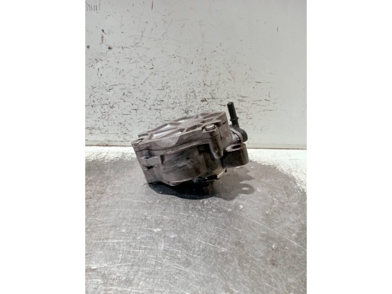 Recambio de depresor freno / bomba vacio para peugeot 207 1.4 hdi referencia OEM IAM 9684786780  