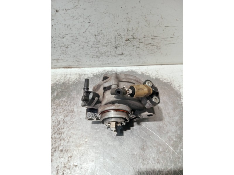 Recambio de depresor freno / bomba vacio para peugeot 207 1.4 hdi referencia OEM IAM 9684786780  