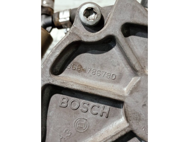 Recambio de depresor freno / bomba vacio para peugeot 207 1.4 hdi referencia OEM IAM 9684786780  