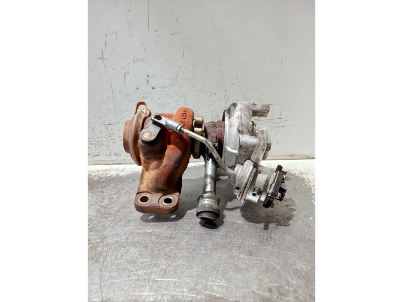 Recambio de turbocompresor para peugeot 207 1.4 hdi referencia OEM IAM 9673283880  