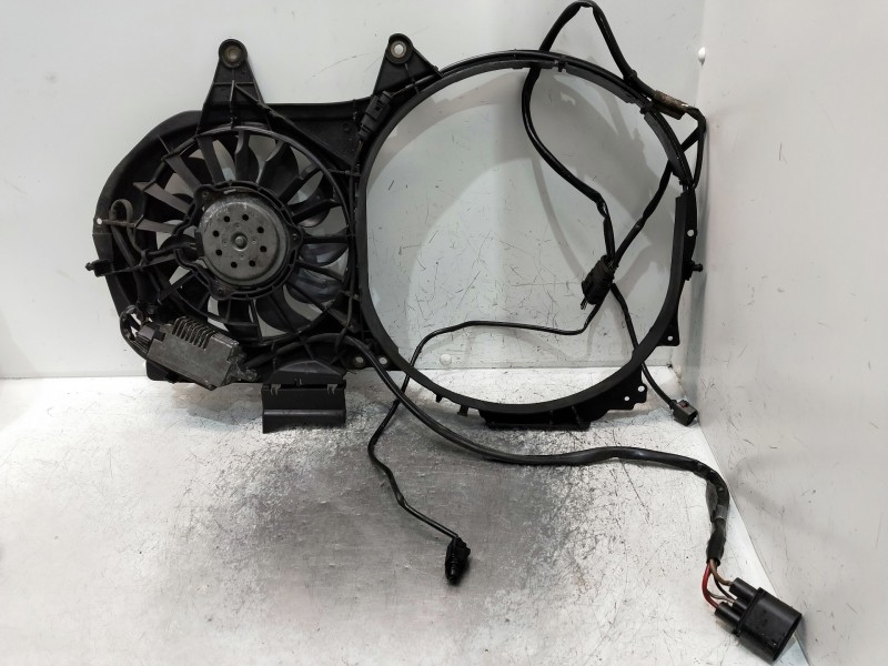 Recambio de electroventilador para audi a4 avant (8e) referencia OEM IAM   