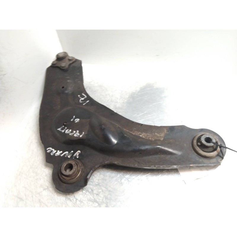 Recambio de brazo suspension inferior delantero izquierdo para opel vivaro combi 2.7t corto referencia OEM IAM   