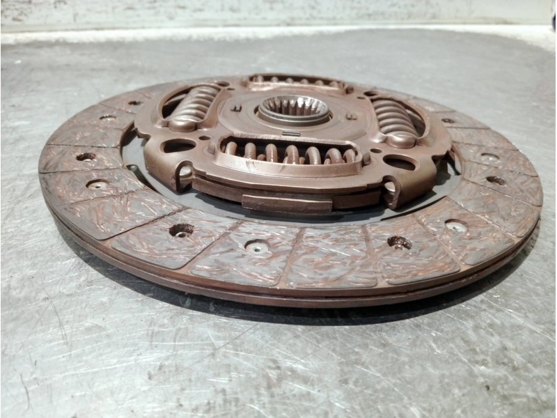 Recambio de kit embrague para suzuki grand vitara jb (jt) referencia OEM IAM ADK83131  