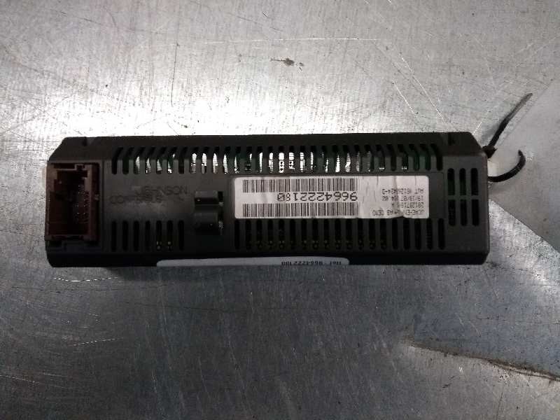 Recambio de pantalla multifuncion para citroen c4 berlina lx referencia OEM IAM 9664222180 281207185A 