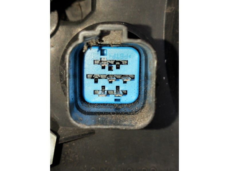 Recambio de faro derecho para ford transit caja cerrada, corta (fy) (2000 =>) referencia OEM IAM   