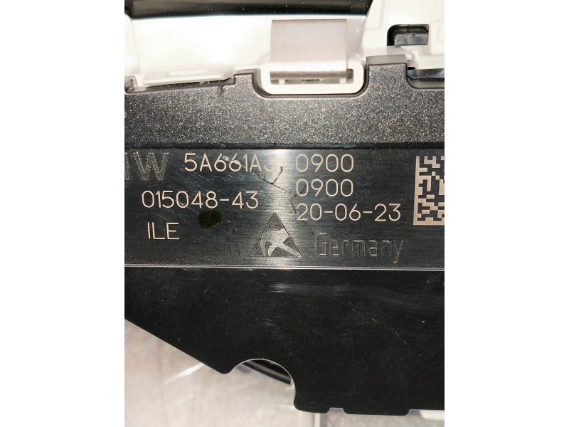 Recambio de luz interior para bmw serie x1 (f48) referencia OEM IAM 5A661A30900 01504843 