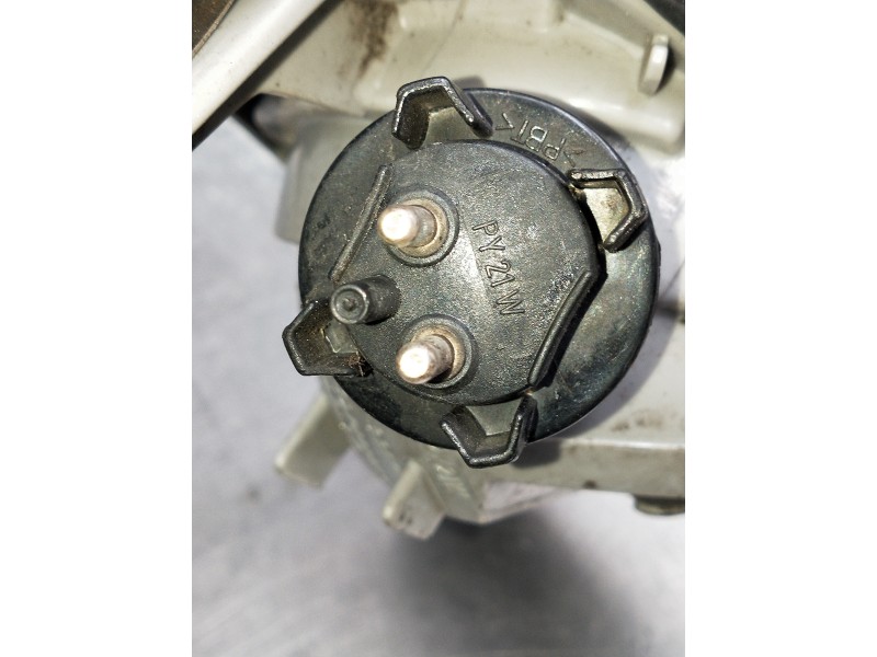 Recambio de piloto delantero derecho para mercedes clase c (w202) berlina referencia OEM IAM 05252310  