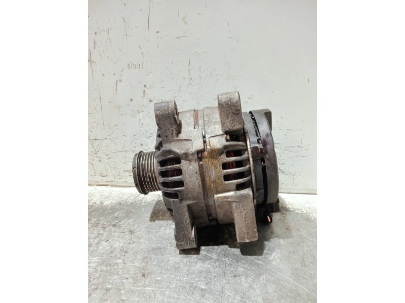 Recambio de alternador para peugeot 406 coupe (s1/s2) referencia OEM IAM 9646321880 0124525035 