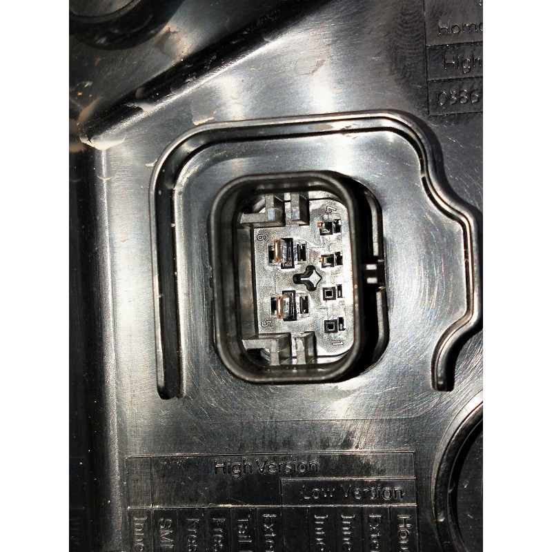 Recambio de piloto trasero izquierdo para bmw serie x1 (f48) referencia OEM IAM H3946535109 F03861000F 
