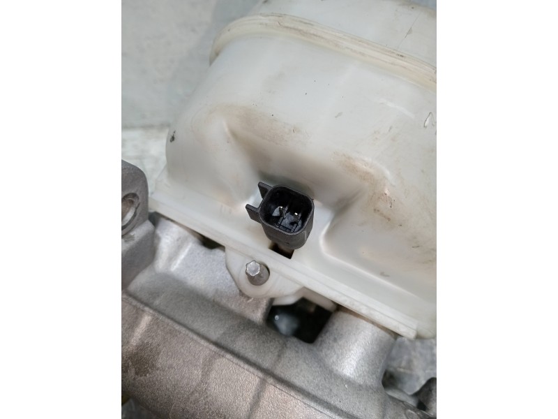 Recambio de bomba freno para ford transit custom kombi referencia OEM IAM W58965  