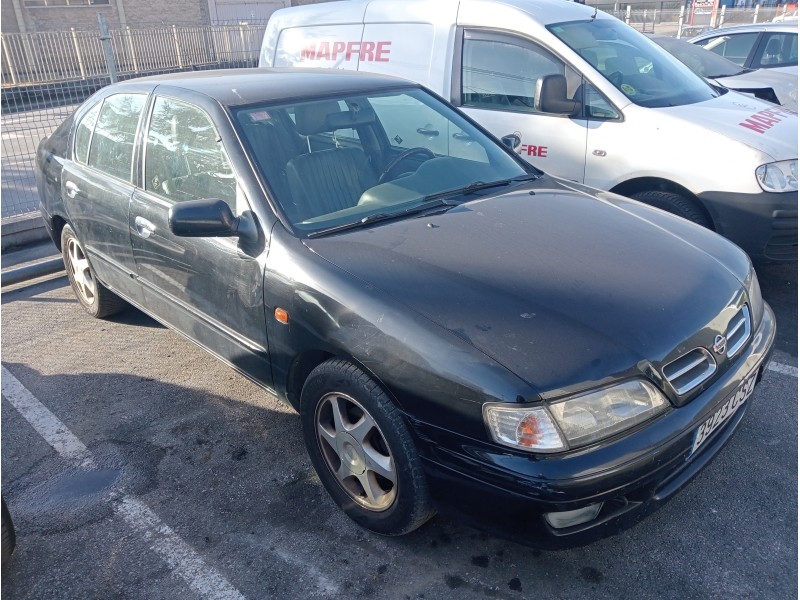 nissan primera berlina (p11) del año 2004