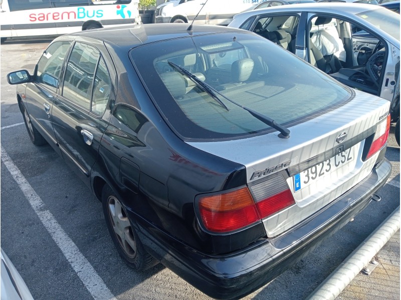 nissan primera berlina (p11) del año 2004