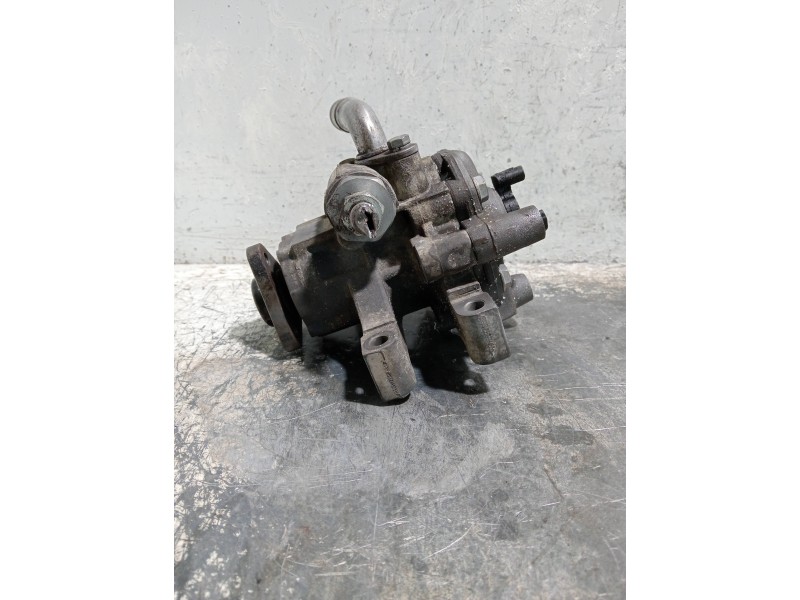 Recambio de bomba direccion para ford transit custom kombi referencia OEM IAM   