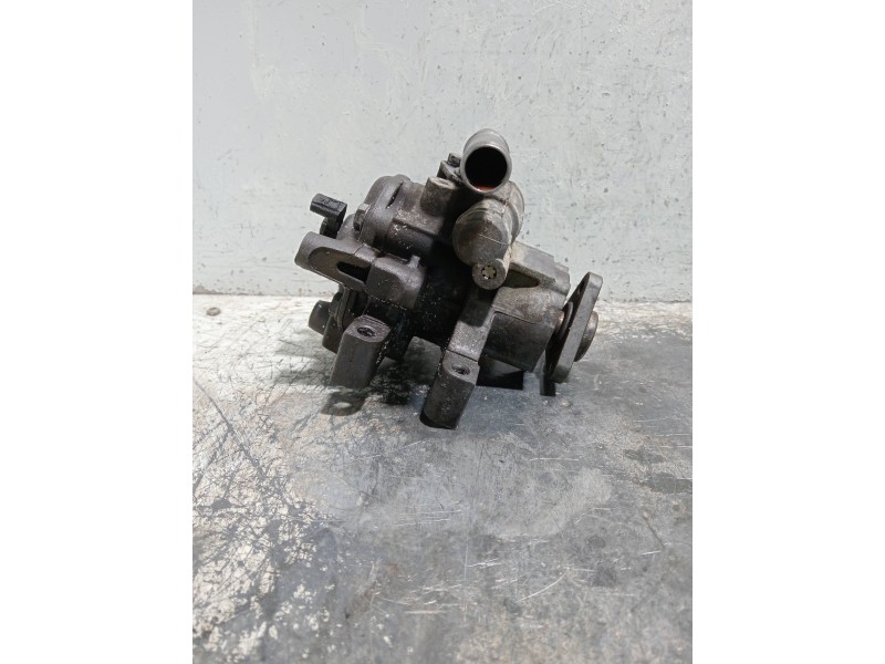 Recambio de bomba direccion para ford transit custom kombi referencia OEM IAM   