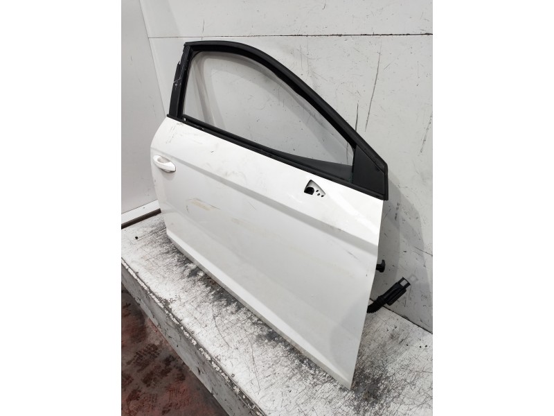 Recambio de puerta delantera derecha para seat leon sc (5f5) referencia OEM IAM   3P
