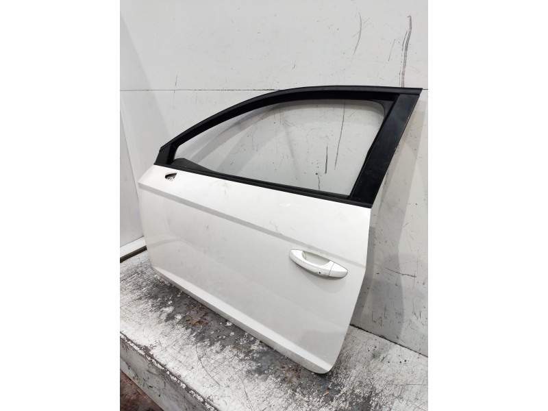 Recambio de puerta delantera izquierda para seat leon sc (5f5) referencia OEM IAM   3P