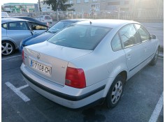 volkswagen passat berlina (3b2) del año 2000 2