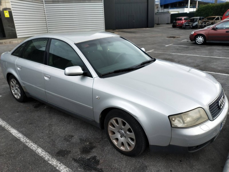 audi a6 berlina (4b2) del año 2002